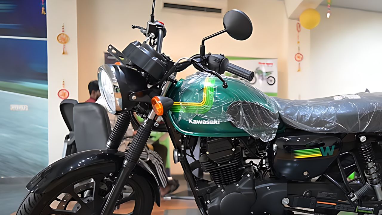 Kawasaki W175 2025 : जानें नए मॉडल की कीमत फीचर्स और बेहतरीन परफॉर्मेंस!